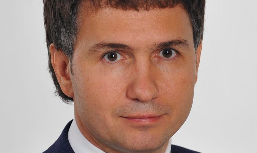 С днем рождения Дмитрий Владимирович!