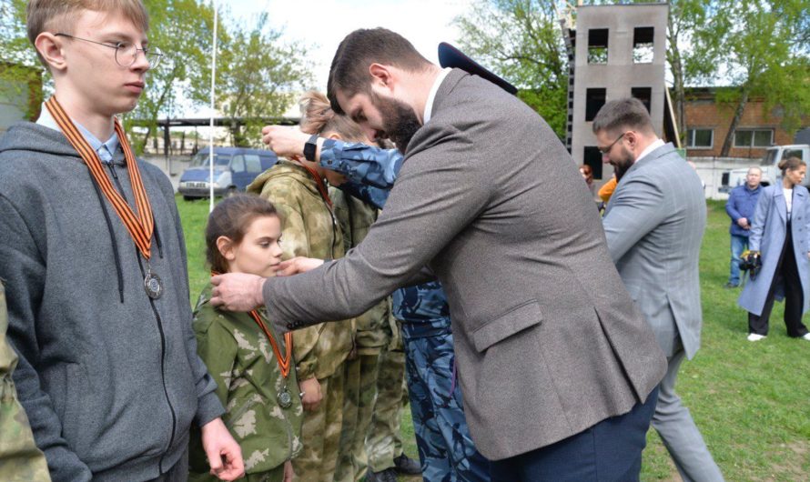 Военно-спортивные соревнования среди детей